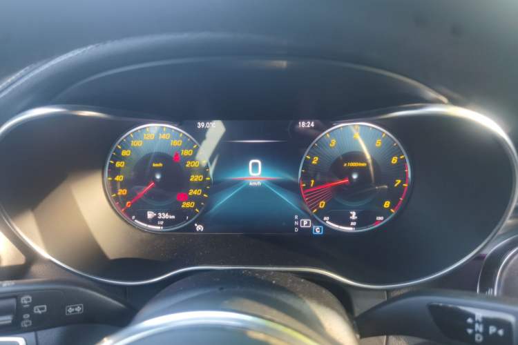 Used Mercedes-Benz GLC 2020 GLC 260 L 4MATIC Luxury Model Instrument Cluster