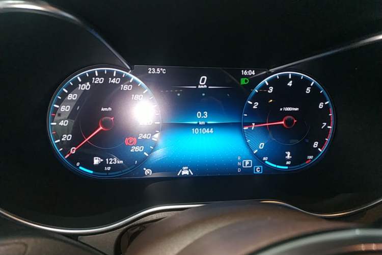 Used Mercedes-Benz GLC 2020 Facelift GLC 300 L 4MATIC Dynamic Edition Instrument Cluster