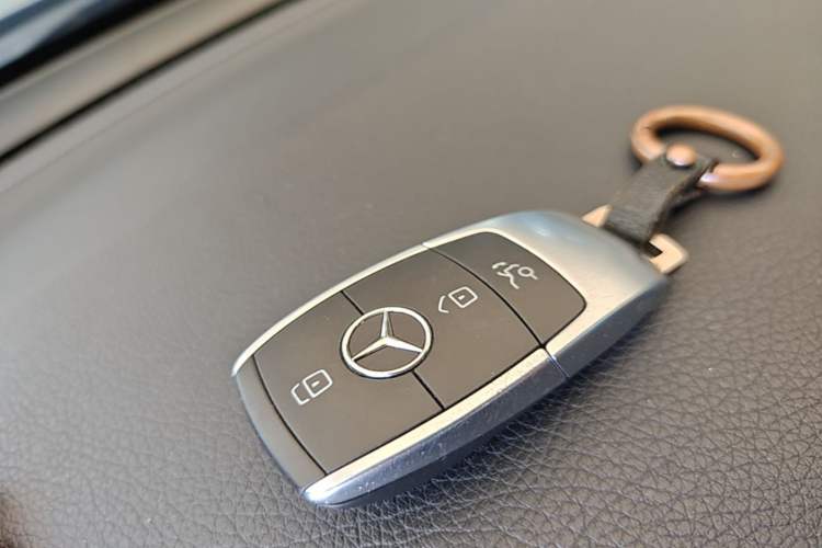 Used Mercedes-Benz GLC 2020 GLC 260 L 4MATIC Dynamic Model Interior 1