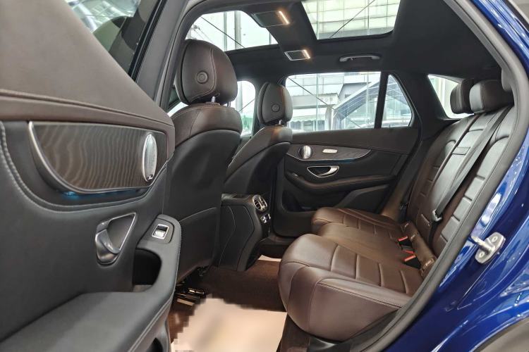Used Mercedes-Benz GLC 2020 Facelift GLC 300 L 4MATIC Dynamic Edition Interior 6