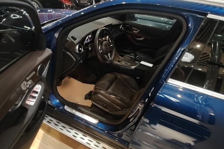 Used Mercedes-Benz GLC 2020 GLC 300 L 4MATIC Dynamic Edition Left Front Seat