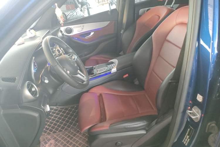 Used Mercedes-Benz GLC 2020 Facelift GLC 260 L 4MATIC Luxury Edition Left Front Seat