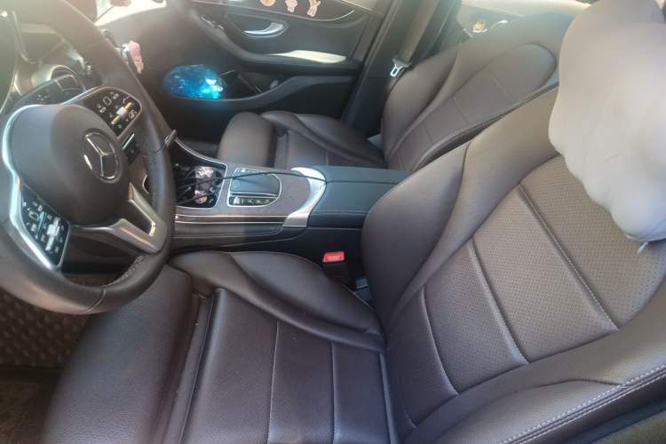 Used Mercedes-Benz GLC 2020 Facelift GLC 260 L 4MATIC Luxury Edition Left Front Seat