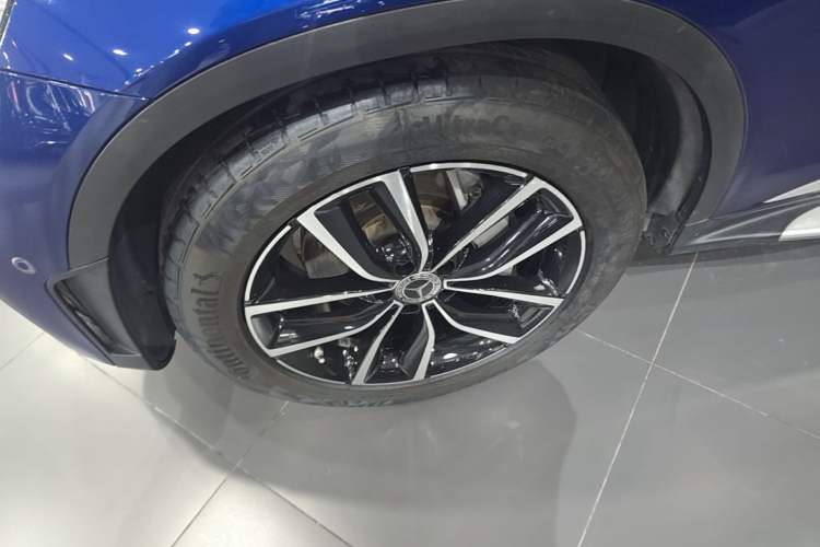 Used Mercedes-Benz GLC 2020 Facelift GLC 300 L 4MATIC Dynamic Edition Left Front Wheel Hub