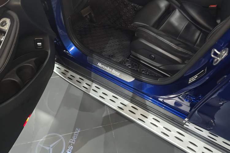 Used Mercedes-Benz GLC 2020 Facelift GLC 300 L 4MATIC Dynamic Edition Left Side Sill
