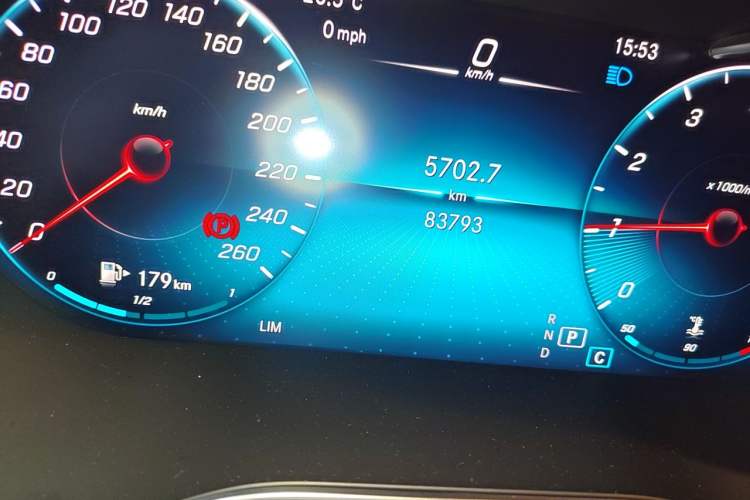 Used Mercedes-Benz GLC 2020 Facelifted GLC 260 L 4MATIC Dynamic Edition Odometer Close Up