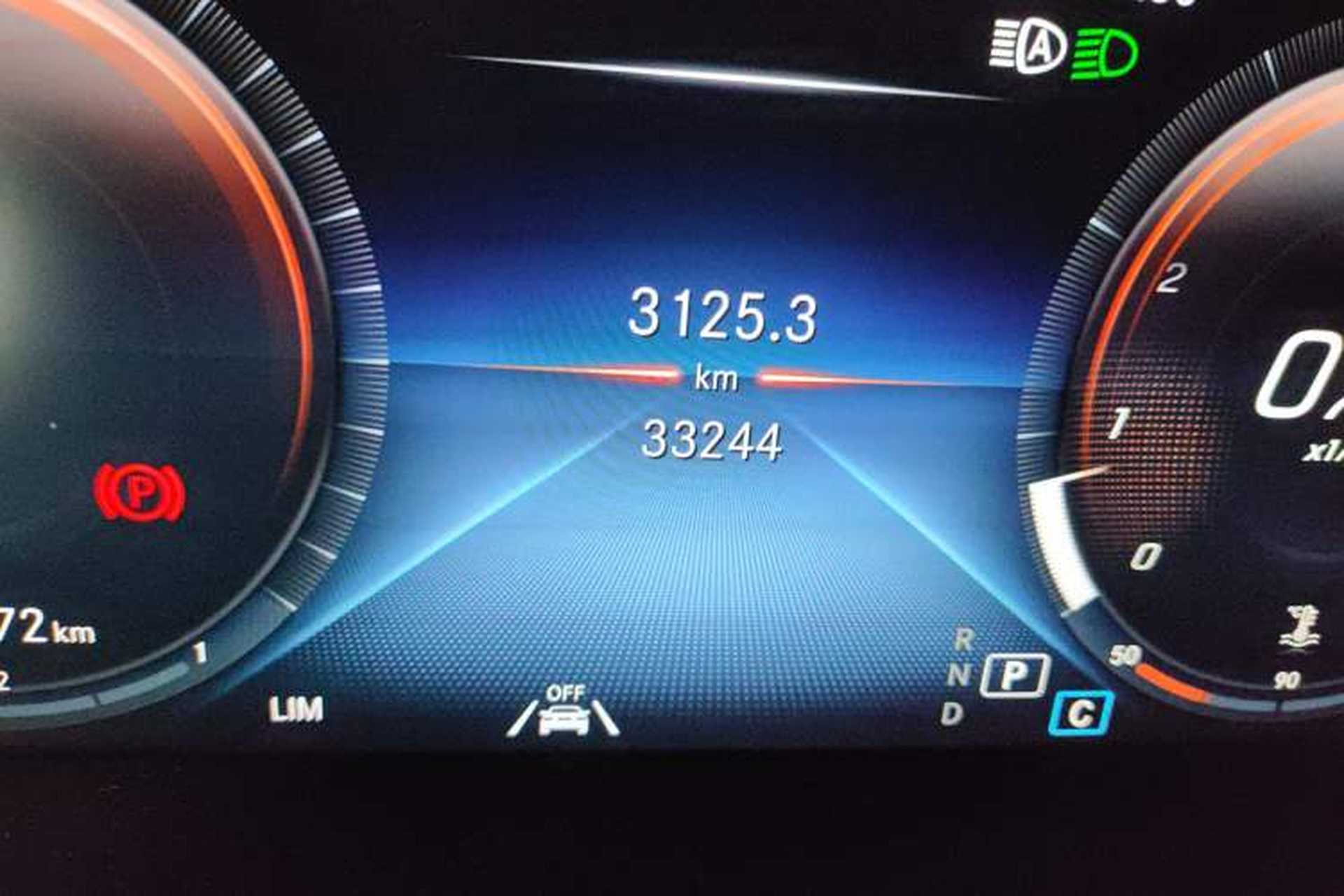 Used Mercedes-Benz GLC 2020 Facelifted GLC 300 L 4MATIC Luxury Edition Odometer Close Up
