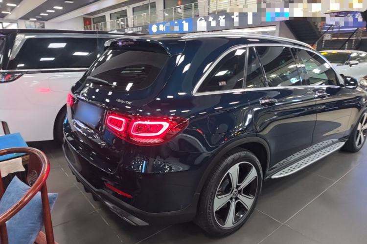 Used Mercedes-Benz GLC 2020 GLC 300 L 4MATIC Luxury Model Rear Right 45 Deg