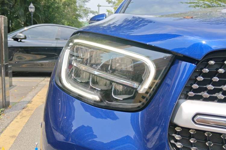 Used Mercedes-Benz GLC 2020 Facelift GLC 260 L 4MATIC Luxury Edition Right Front Headlight