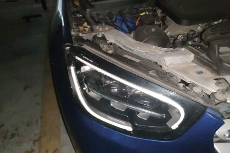 Used Mercedes-Benz GLC 2020 Facelifted GLC 260 L 4MATIC Dynamic Edition Right Front Headlight
