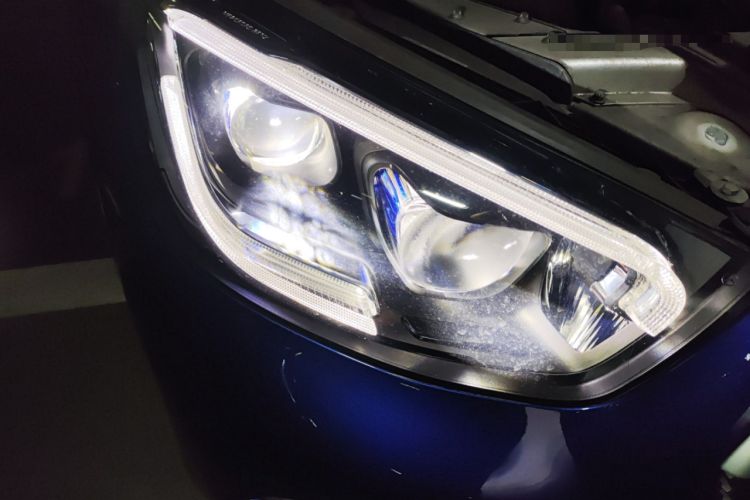 Used Mercedes-Benz GLC 2020 Facelifted GLC 300 L 4MATIC Luxury Edition Right Front Headlight