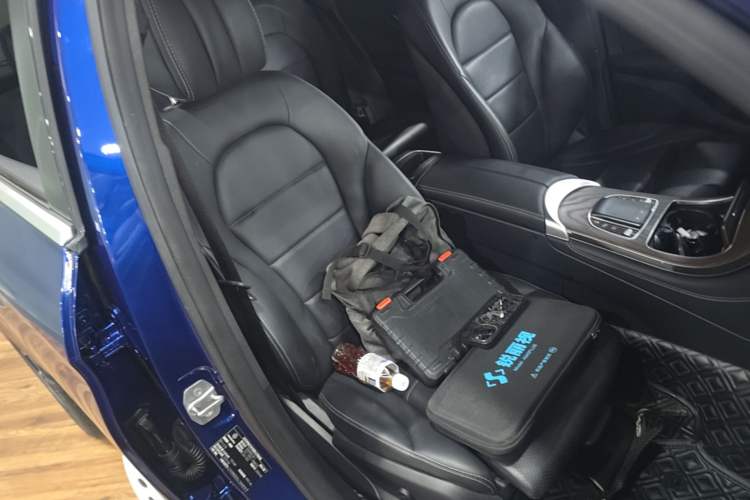 Used Mercedes-Benz GLC 2020 Facelift GLC 300 L 4MATIC Dynamic Edition Right Front Seat