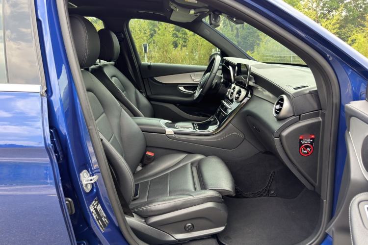Used Mercedes-Benz GLC 2020 GLC 260 L 4MATIC Dynamic Model Right Front Seat