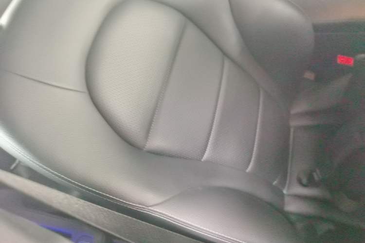 Used Mercedes-Benz GLC 2020 GLC 260 L 4MATIC Luxury Model Right Front Seat