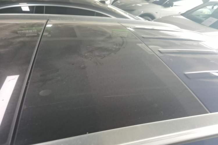 Used Mercedes-Benz GLC 2020 GLC 260 L 4MATIC Luxury Model Roof