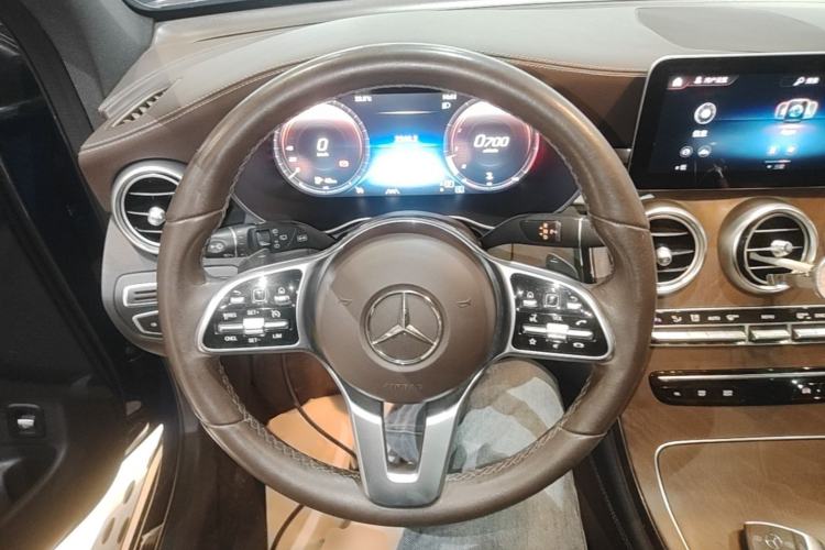 Used Mercedes-Benz GLC 2020 GLC 300 L 4MATIC Dynamic Edition Steering Wheel