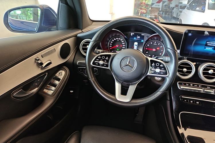 Used Mercedes-Benz GLC 2020 GLC 260 L 4MATIC Dynamic Model Steering Wheel