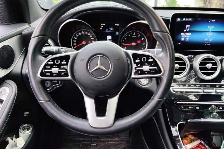 Used Mercedes-Benz GLC 2020 GLC 260 L 4MATIC Dynamic Model Steering Wheel