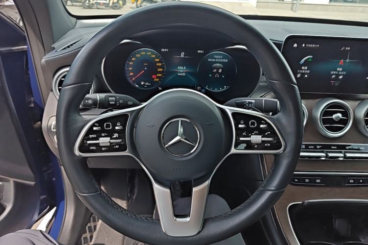Used Mercedes-Benz GLC 2020 GLC 300 L 4MATIC Dynamic Edition Steering Wheel
