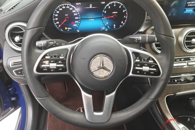 Used Mercedes-Benz GLC 2020 Facelifted GLC 260 L 4MATIC Dynamic Edition Steering Wheel