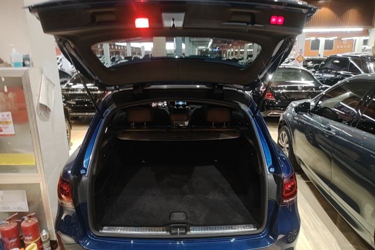 Used Mercedes-Benz GLC 2020 GLC 300 L 4MATIC Dynamic Edition Trunk