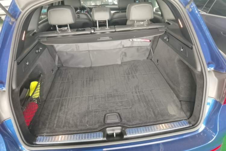 Used Mercedes-Benz GLC 2020 GLC 260 L 4MATIC Luxury Model Trunk
