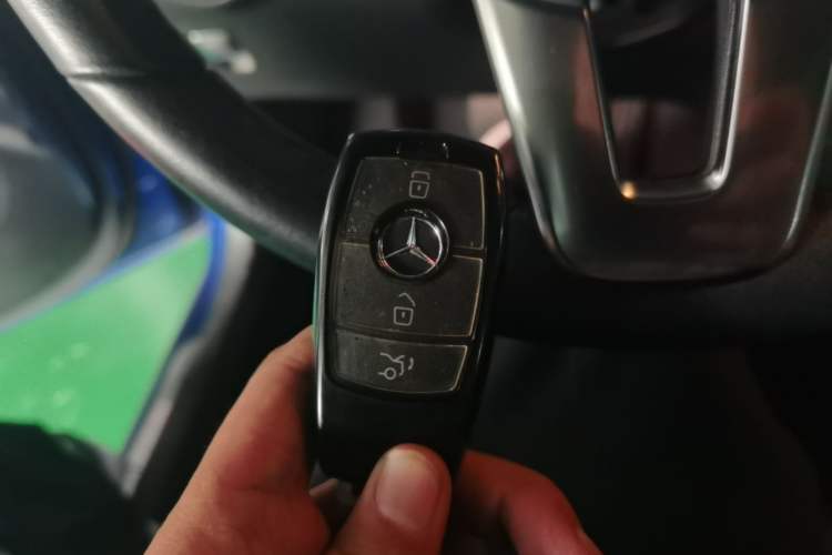 Used Mercedes-Benz GLC 2020 GLC 260 L 4MATIC Luxury Model Vehicle Key