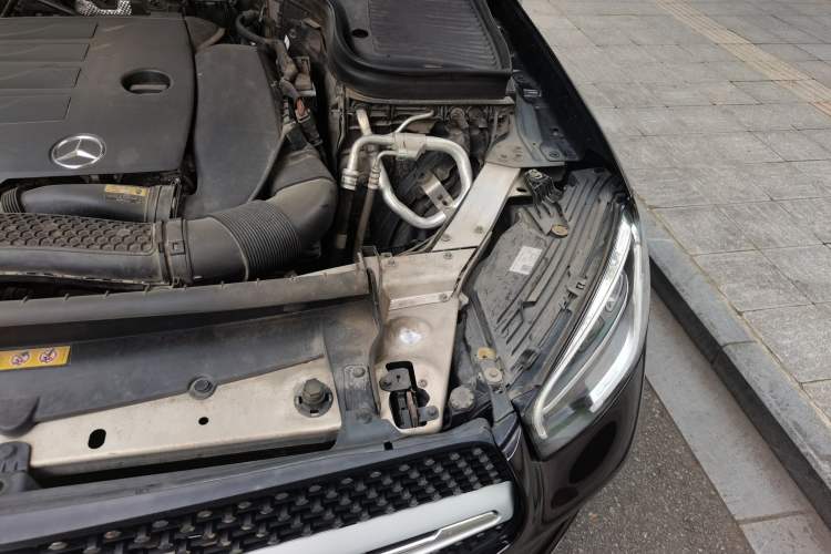 Used Mercedes-Benz GLC 2020 Facelift GLC 300 L 4MATIC Dynamic Edition Engine Bay Left