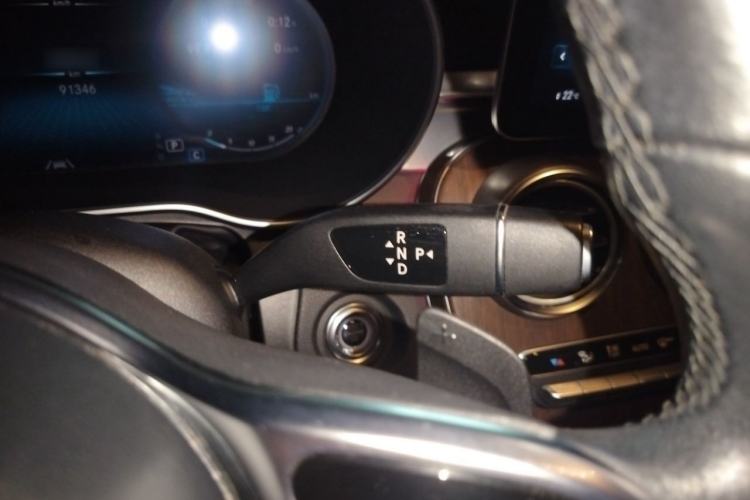 Used Mercedes-Benz GLC 2020 GLC 300 L 4MATIC Luxury Model Gear Lever