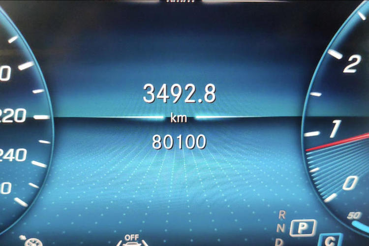 Used Mercedes-Benz GLC 2020 Facelift GLC 300 L 4MATIC Dynamic Edition Odometer Close Up