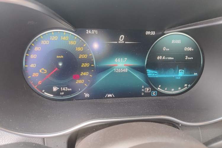 Used Mercedes-Benz GLC 2020 GLC 300 L 4MATIC Dynamic Edition Odometer Close Up