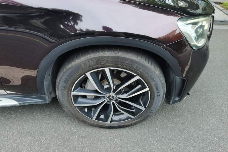 Used Mercedes-Benz GLC 2020 Facelift GLC 300 L 4MATIC Dynamic Edition Right Front Wheel Hub