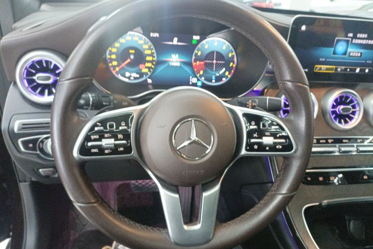 Used Mercedes-Benz GLC 2020 Facelift GLC 260 L 4MATIC Luxury Edition Steering Wheel