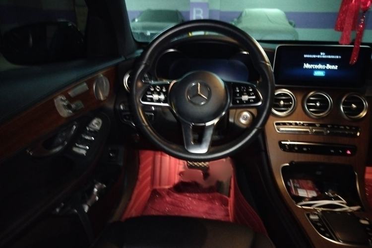 Used Mercedes-Benz GLC 2020 GLC 300 L 4MATIC Luxury Model Steering Wheel
