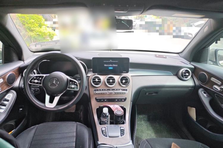 Used Mercedes-Benz GLC 2020 Facelift GLC 260 L 4MATIC Luxury Edition Center Console
