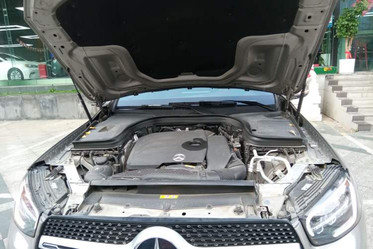Used Mercedes-Benz GLC 2020 Facelift GLC 300 L 4MATIC Dynamic Edition Engine Bay