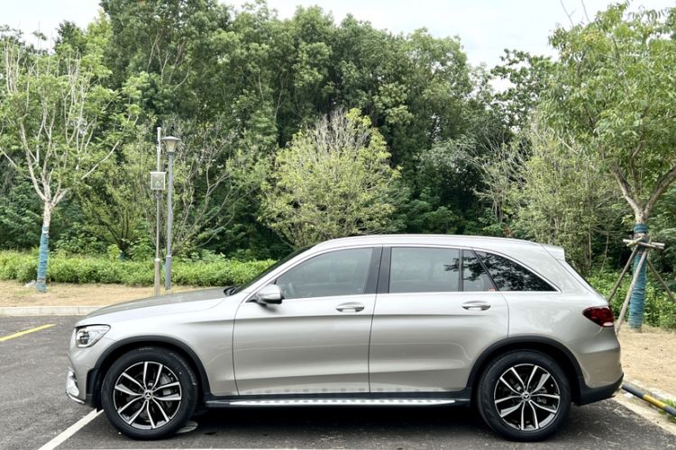 Used Mercedes-Benz GLC 2020 Facelift GLC 260 L 4MATIC Luxury Edition Exterior 1