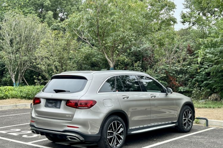 Used Mercedes-Benz GLC 2020 Facelift GLC 260 L 4MATIC Luxury Edition Exterior 2