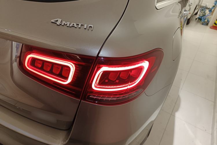 Used Mercedes-Benz GLC 2020 Facelift GLC 300 L 4MATIC Dynamic Edition Exterior 6