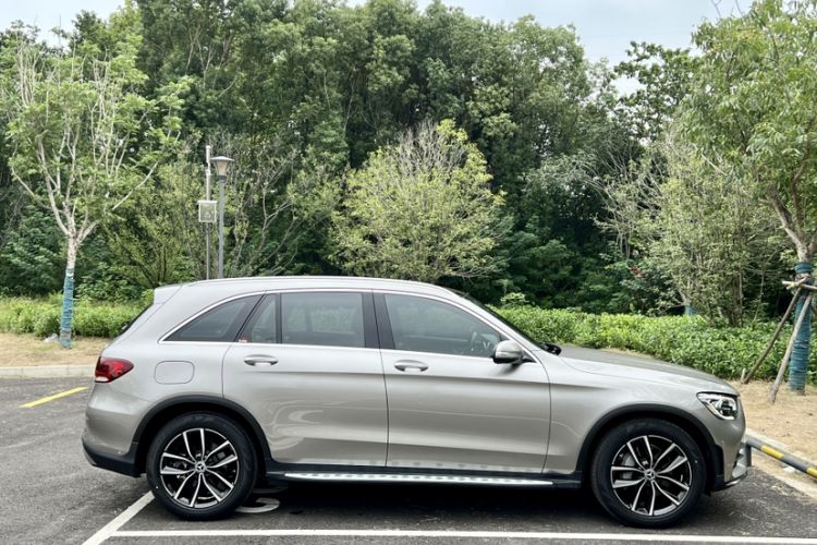 Used Mercedes-Benz GLC 2020 Facelift GLC 260 L 4MATIC Luxury Edition Exterior 8