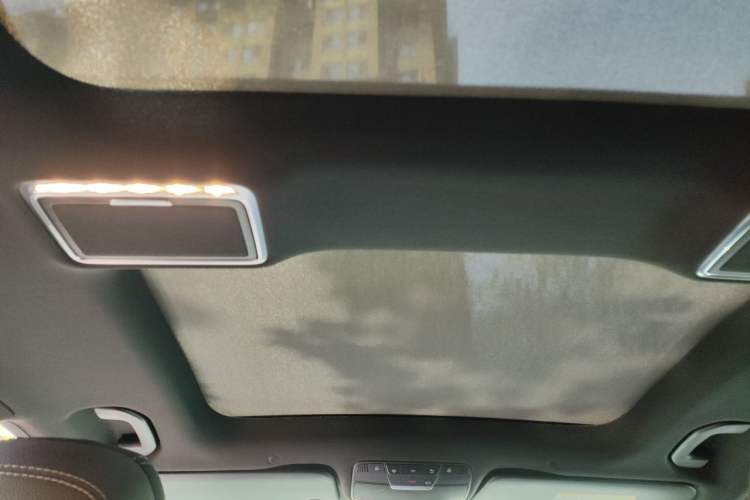 Used Mercedes-Benz GLC 2020 GLC 300 L 4MATIC Dynamic Edition Headliner