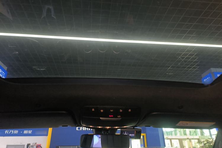 Used Mercedes-Benz GLC 2020 Facelift GLC 260 L 4MATIC Luxury Edition Headliner