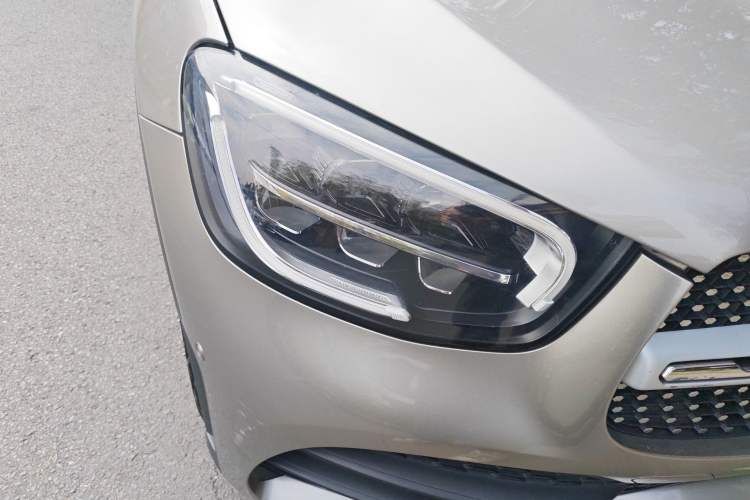 Used Mercedes-Benz GLC 2020 Facelift GLC 260 L 4MATIC Luxury Edition Right Front Headlight