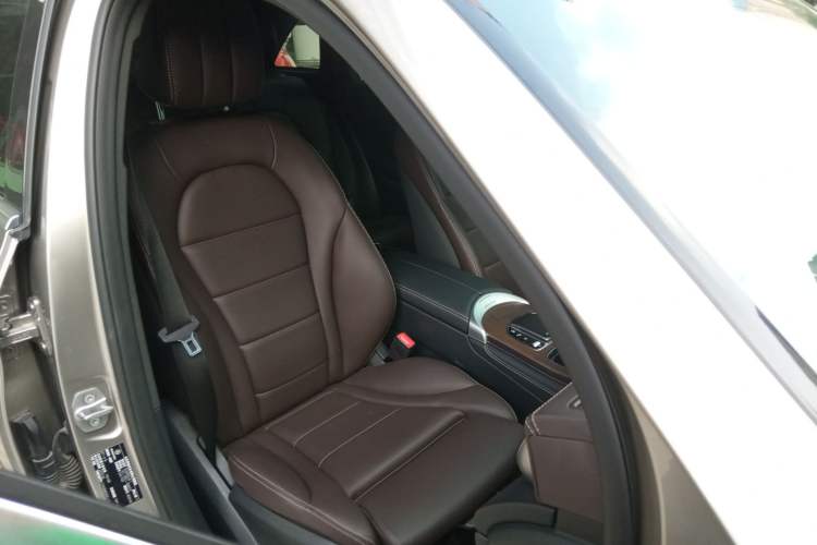 Used Mercedes-Benz GLC 2020 Facelift GLC 300 L 4MATIC Dynamic Edition Right Front Seat