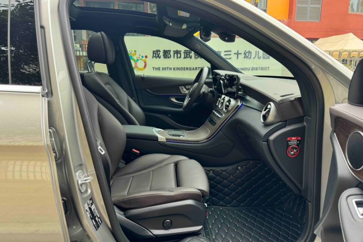 Used Mercedes-Benz GLC 2020 Facelift GLC 300 L 4MATIC Dynamic Edition Trunk