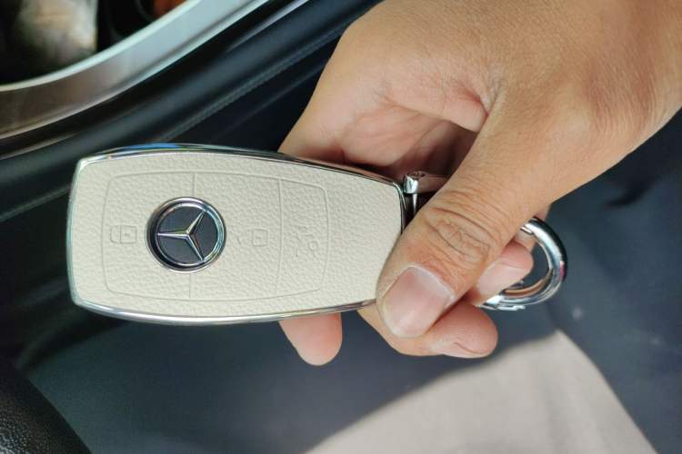 Used Mercedes-Benz GLC 2020 GLC 300 L 4MATIC Dynamic Edition Vehicle Key