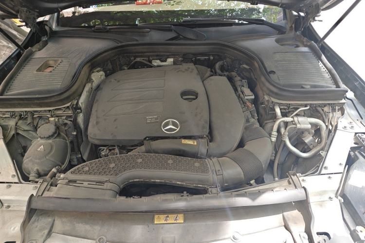 Used Mercedes-Benz GLC  Engine Bay