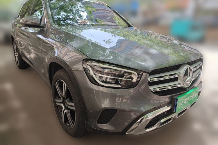Used Mercedes-Benz GLC  Front Right 45 Deg