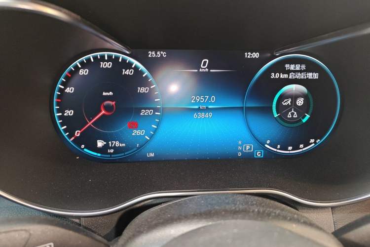 Used Mercedes-Benz GLC  Odometer Close Up