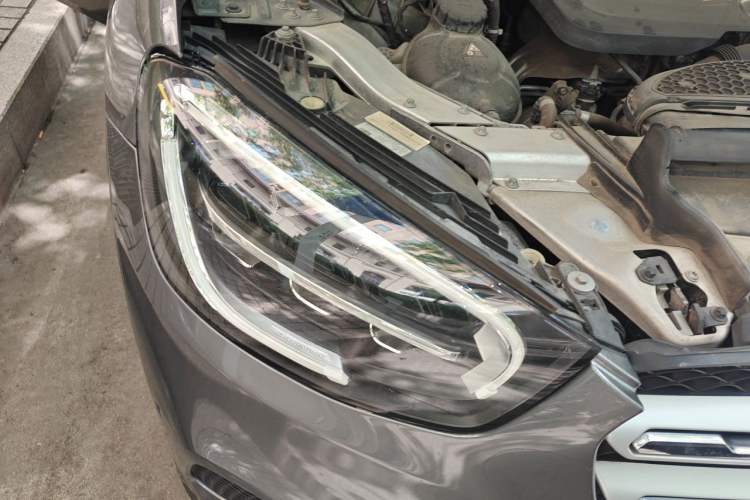Used Mercedes-Benz GLC  Right Front Headlight